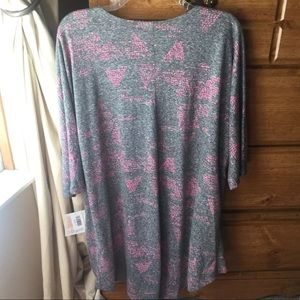 NWT Lularoe Lindsey size small